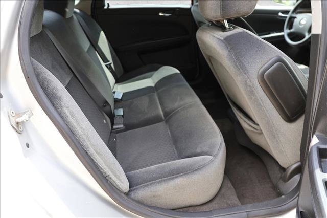 Used 2014 Chevrolet Impala Limited LS FWD image 23