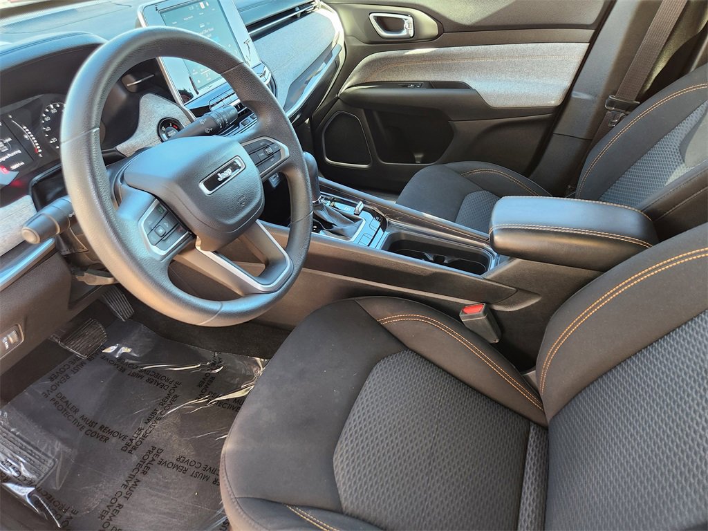 Used 2022 Jeep Compass Sport image 13