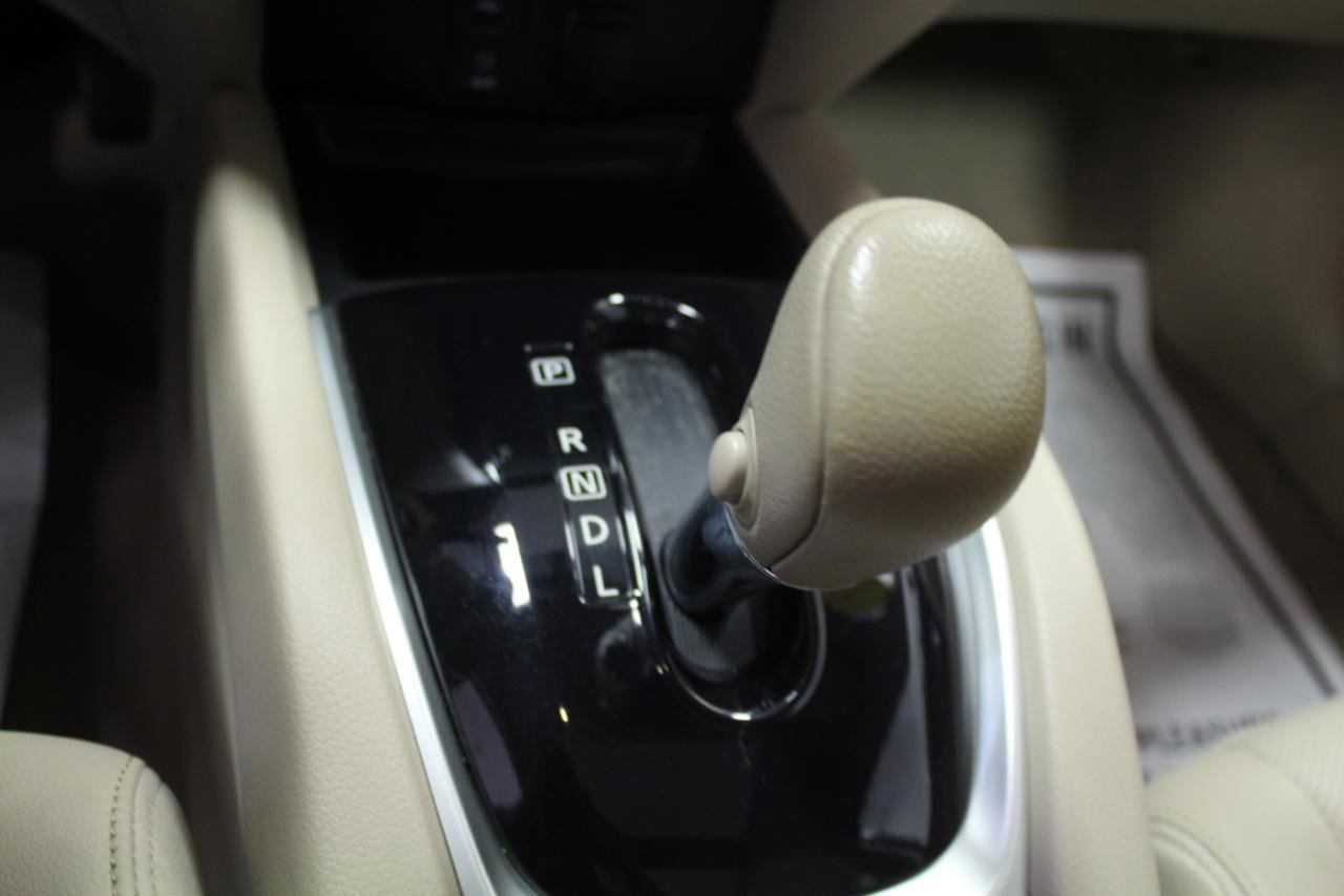 Used 2015 Nissan Rogue SL w/ SL Premium Package AWD/4WD image 20