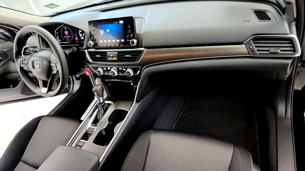 Used 2020 Honda Accord LX image 15