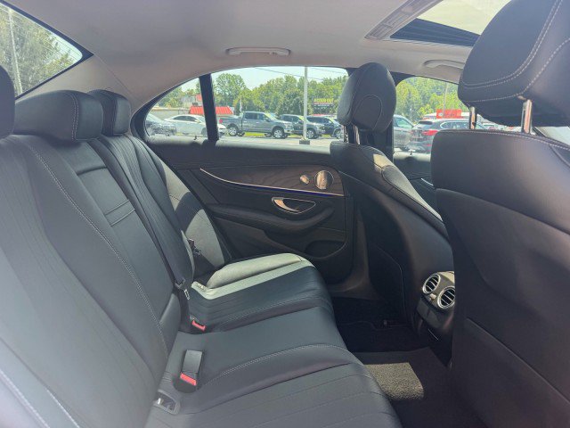 Used 2018 Mercedes-Benz E 300 image 20