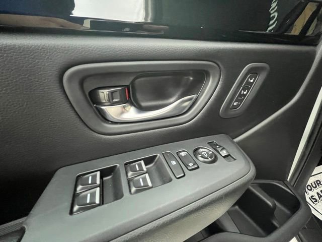Used 2023 Honda Pilot EX-L image 34
