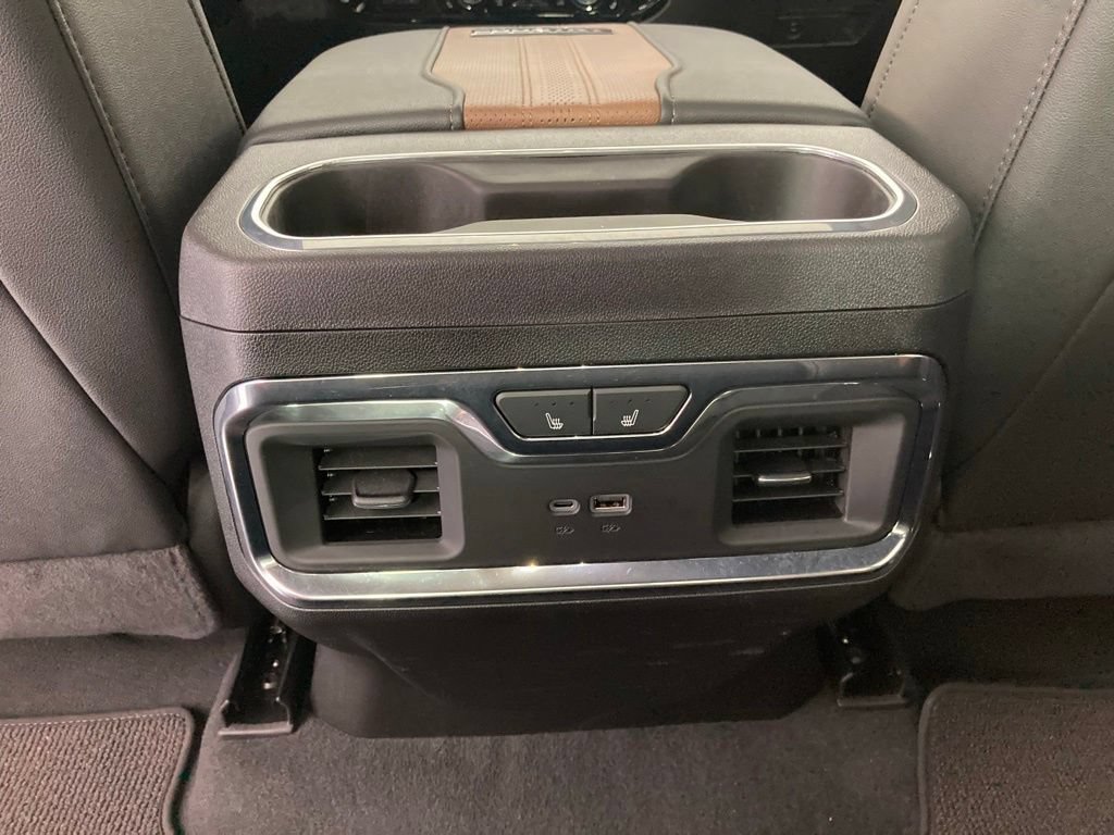 Used 2024 Chevrolet Silverado 3500 High Country w/ High Country Premium Package AWD/4WD image 18