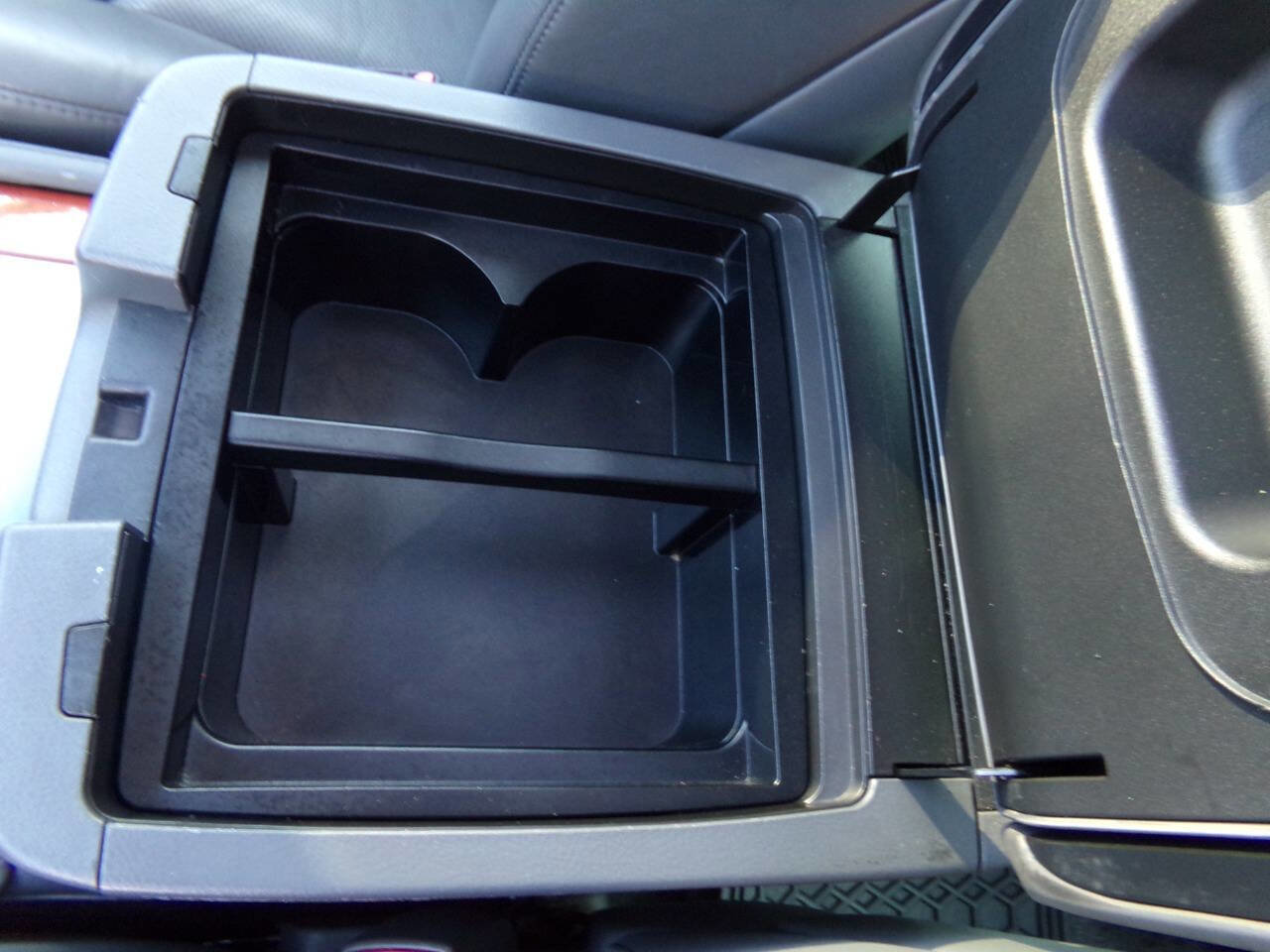 Used 2008 Lexus LX 570 4WD image 46