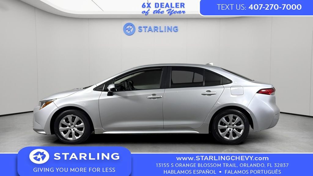Used 2022 Toyota Corolla LE image 1
