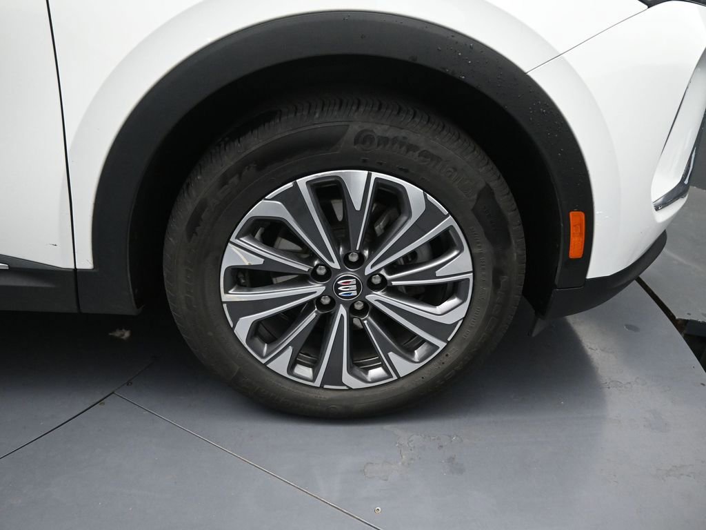 Used 2024 Buick Envision Preferred image 18