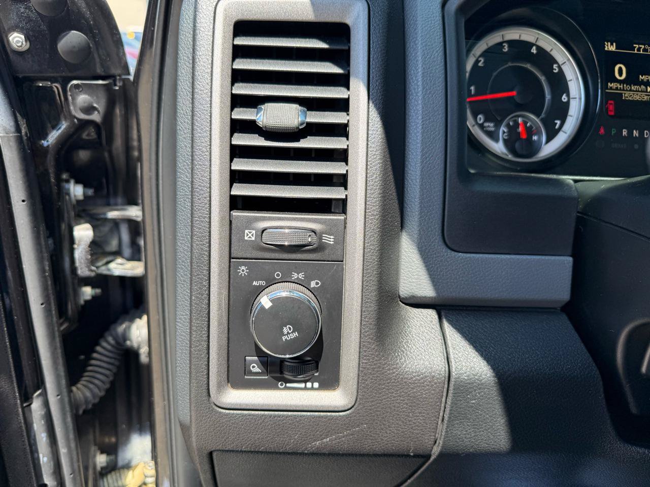 Used 2017 RAM 1500 Express w/ Black Ram 1500 Express Group RWD image 19