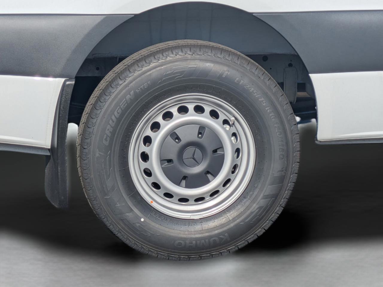 New 2025 Mercedes-Benz Sprinter 2500 image 10