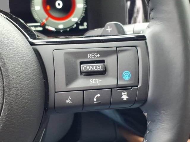 Certified 2025 Nissan Pathfinder Platinum AWD/4WD image 24
