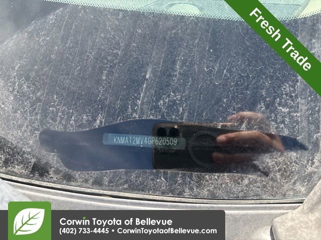 Used 2016 Nissan Rogue S image 11