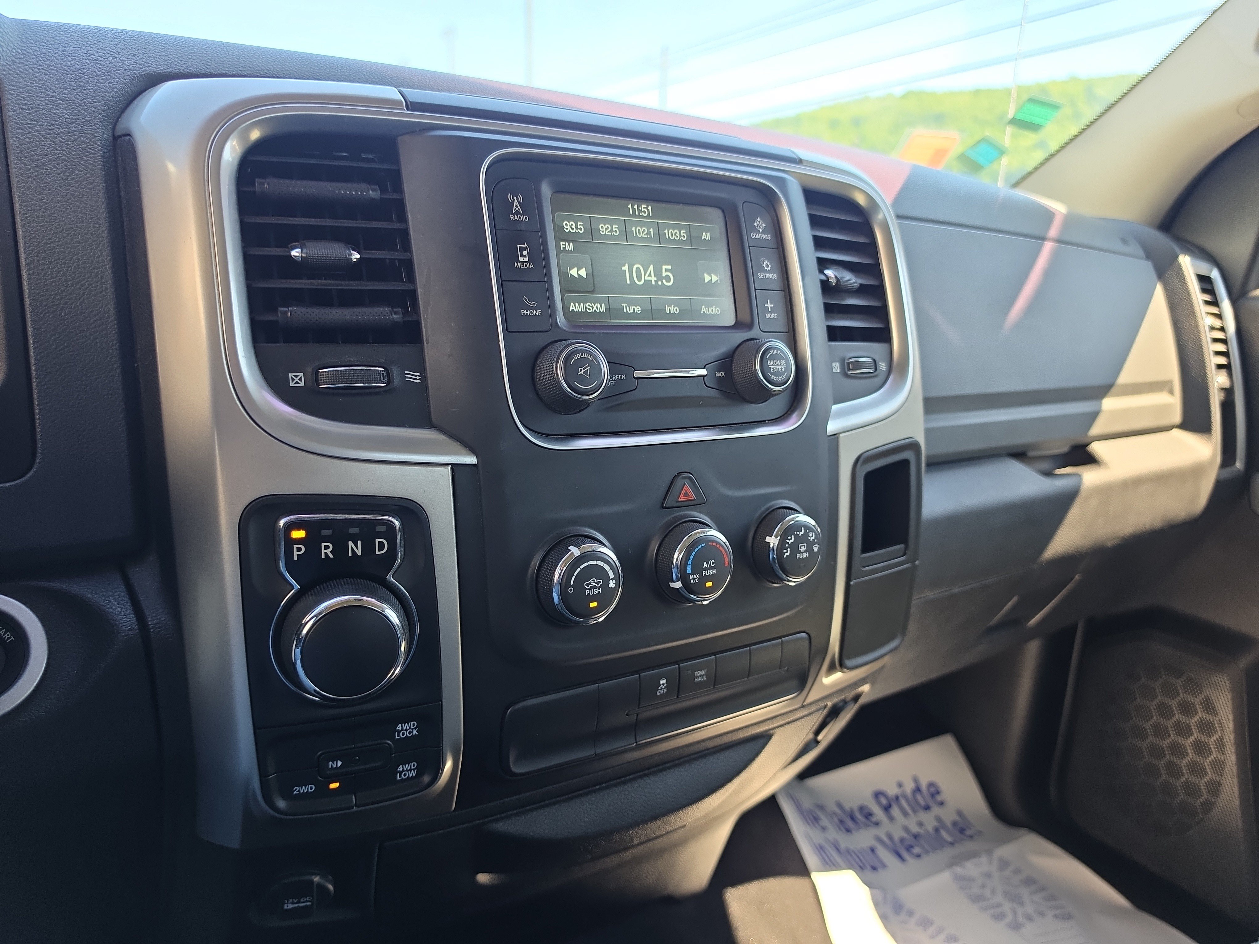 Used 2019 RAM 1500 Classic SLT AWD/4WD image 25