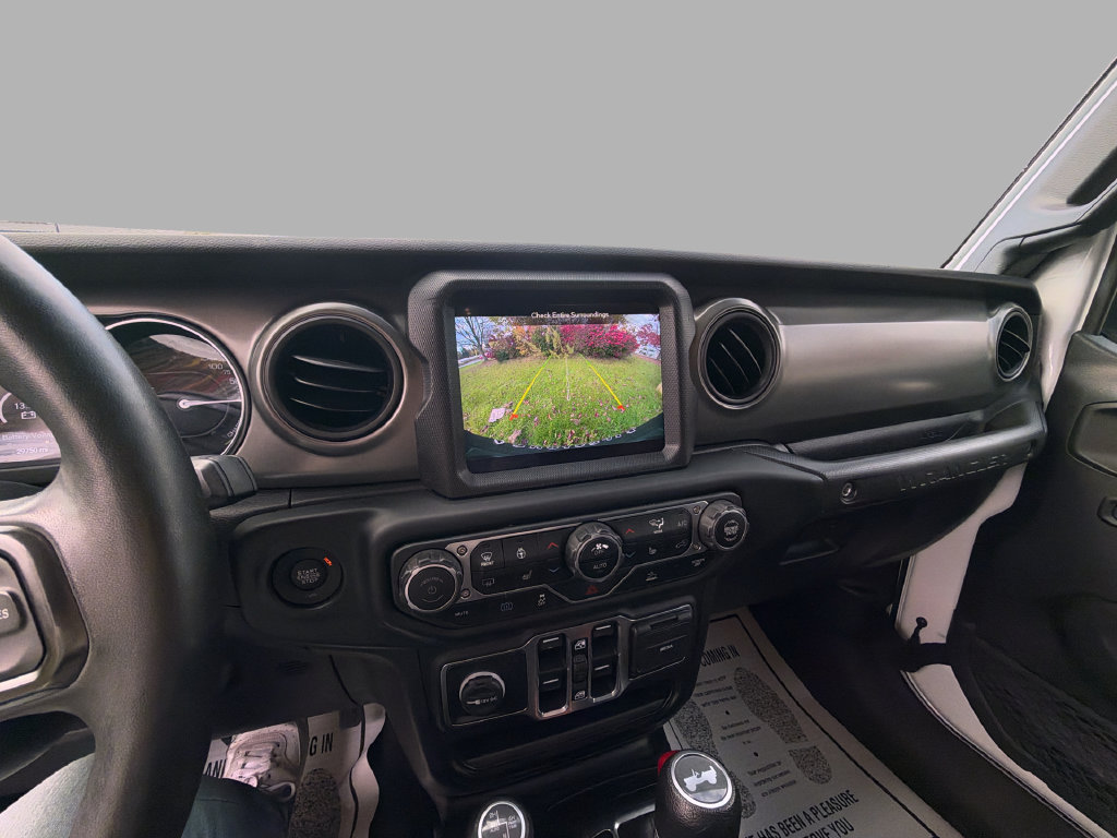 Used 2023 Jeep Wrangler Unlimited w/ Cold Weather Group AWD/4WD image 20