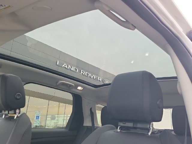Certified 2025 Land Rover Discovery Sport S AWD/4WD image 23