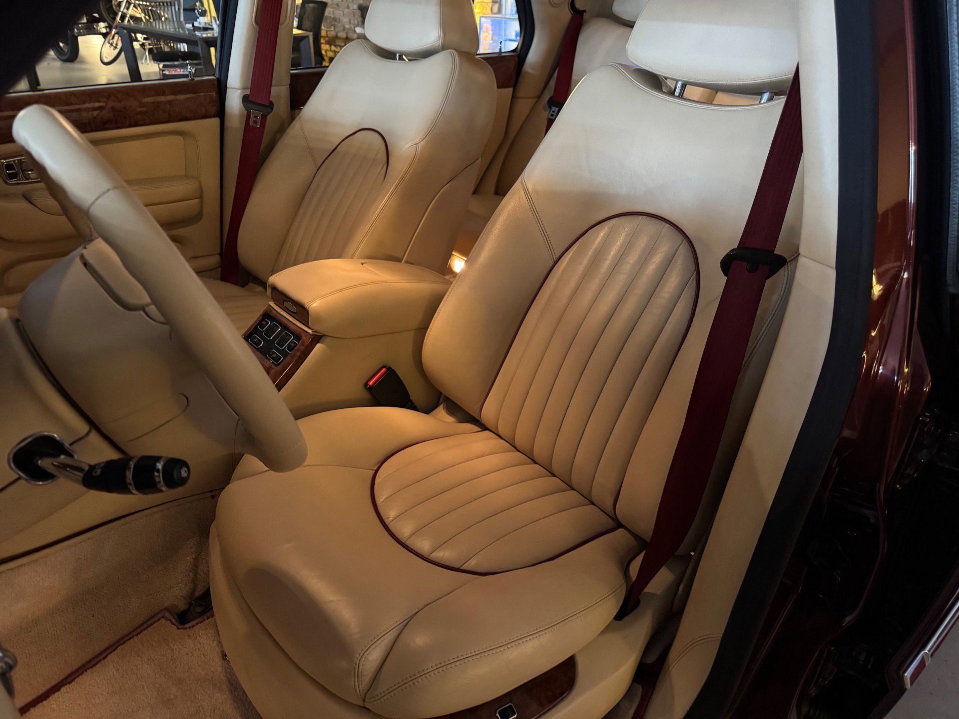 Used 1999 Bentley Arnage Green Label image 23