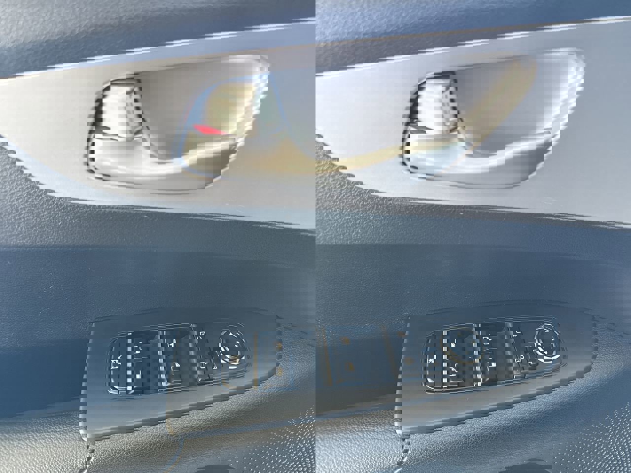 Used 2024 Kia Forte LXS image 19