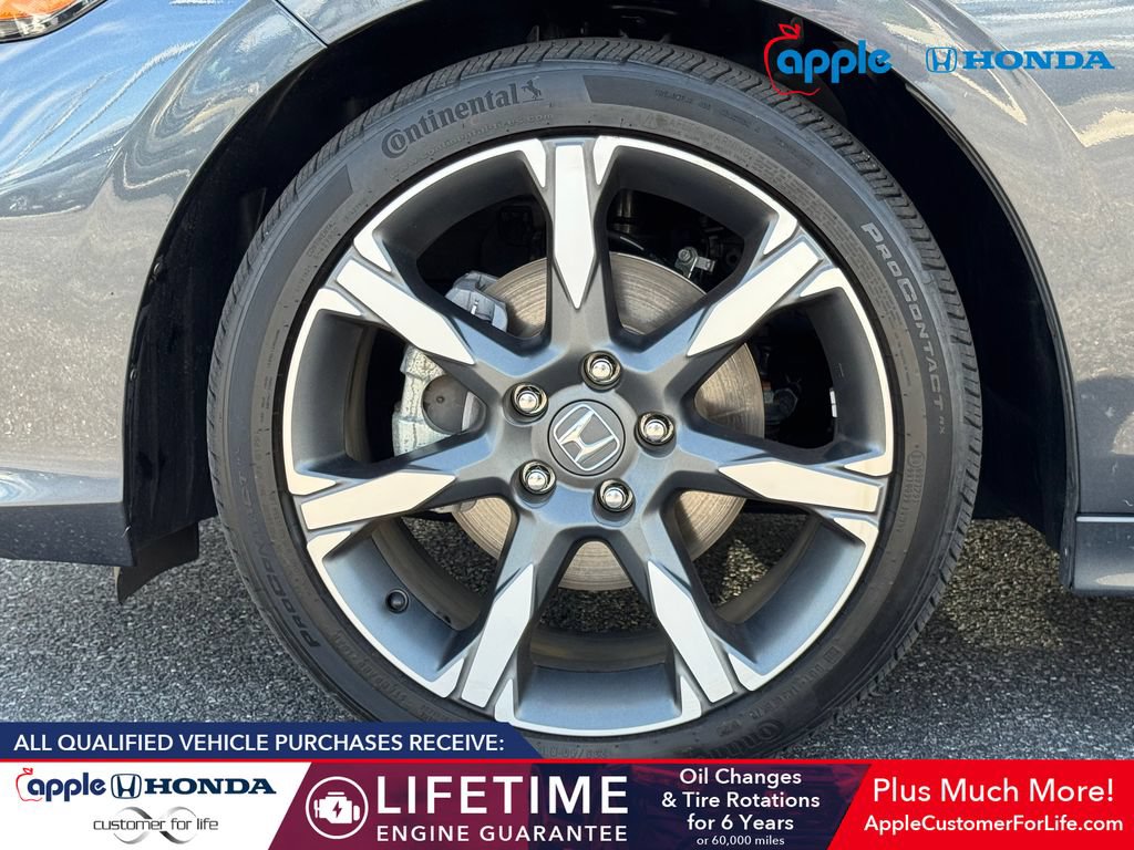Used 2025 Honda Civic Sport Touring image 6