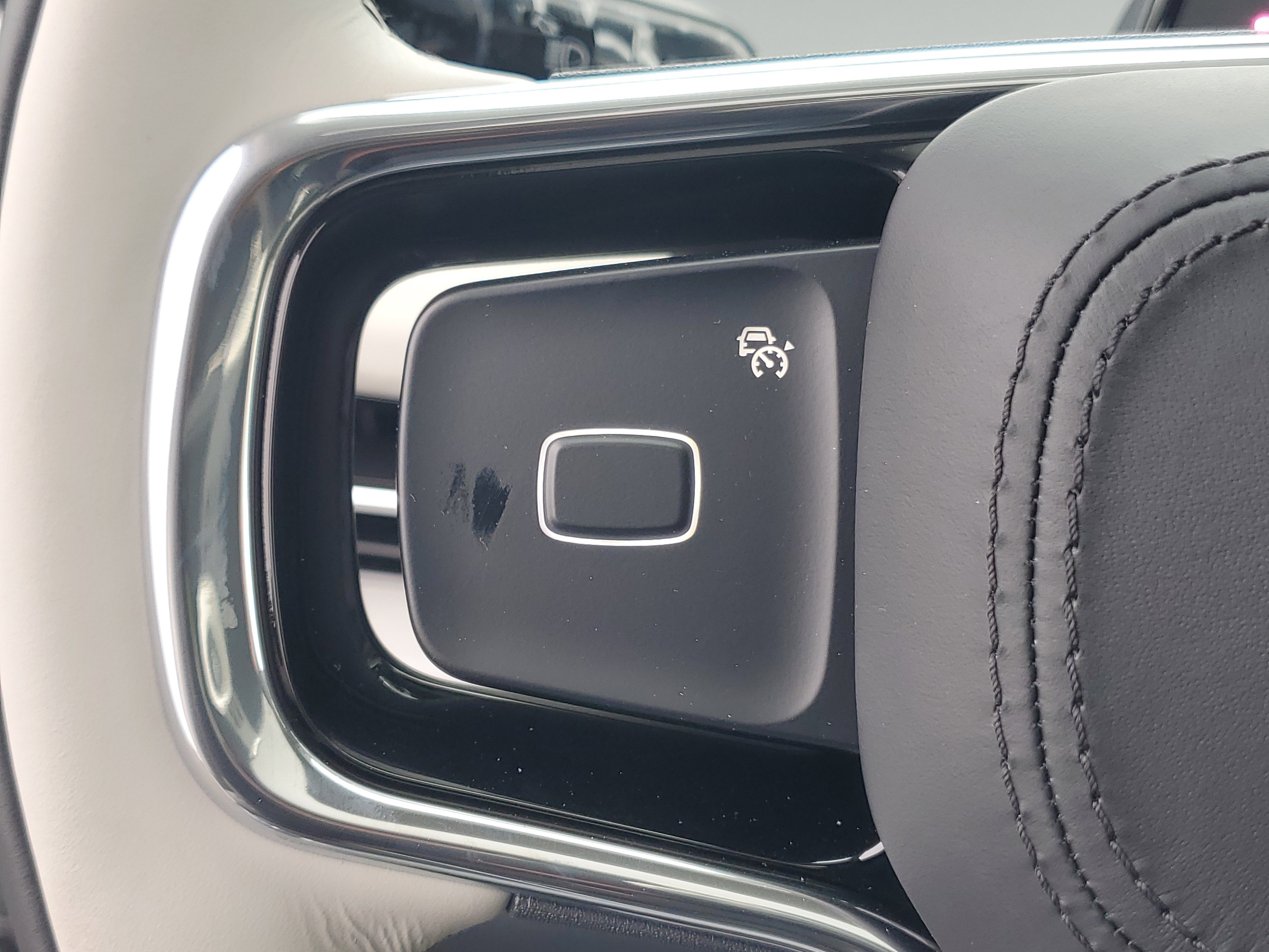 New 2026 Lincoln Navigator L Reserve AWD/4WD image 17