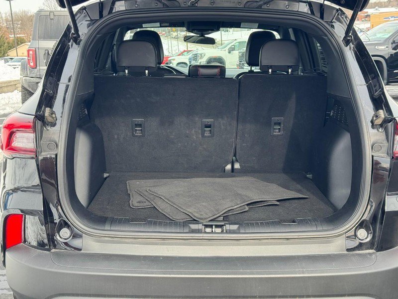 Used 2025 Ford Escape ST-Line image 4