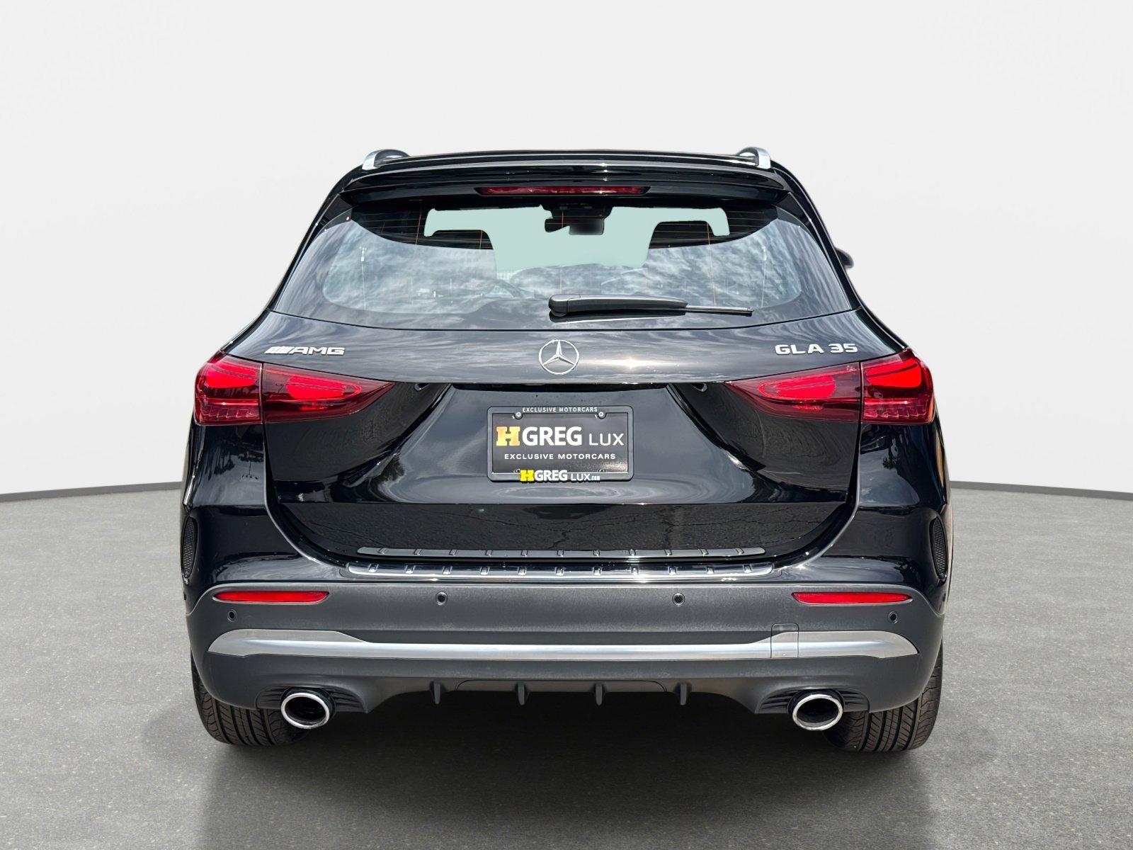 Used 2025 Mercedes-Benz GLA 35 AMG 4MATIC image 4