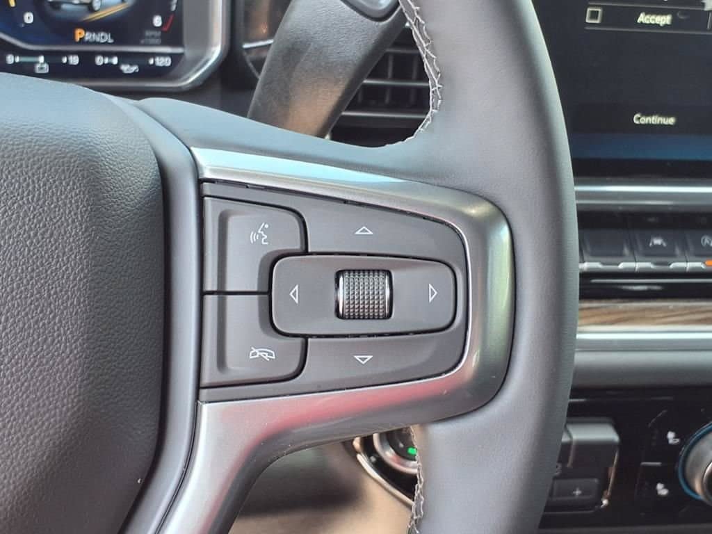 New 2025 Chevrolet Silverado 1500 LT AWD/4WD image 18