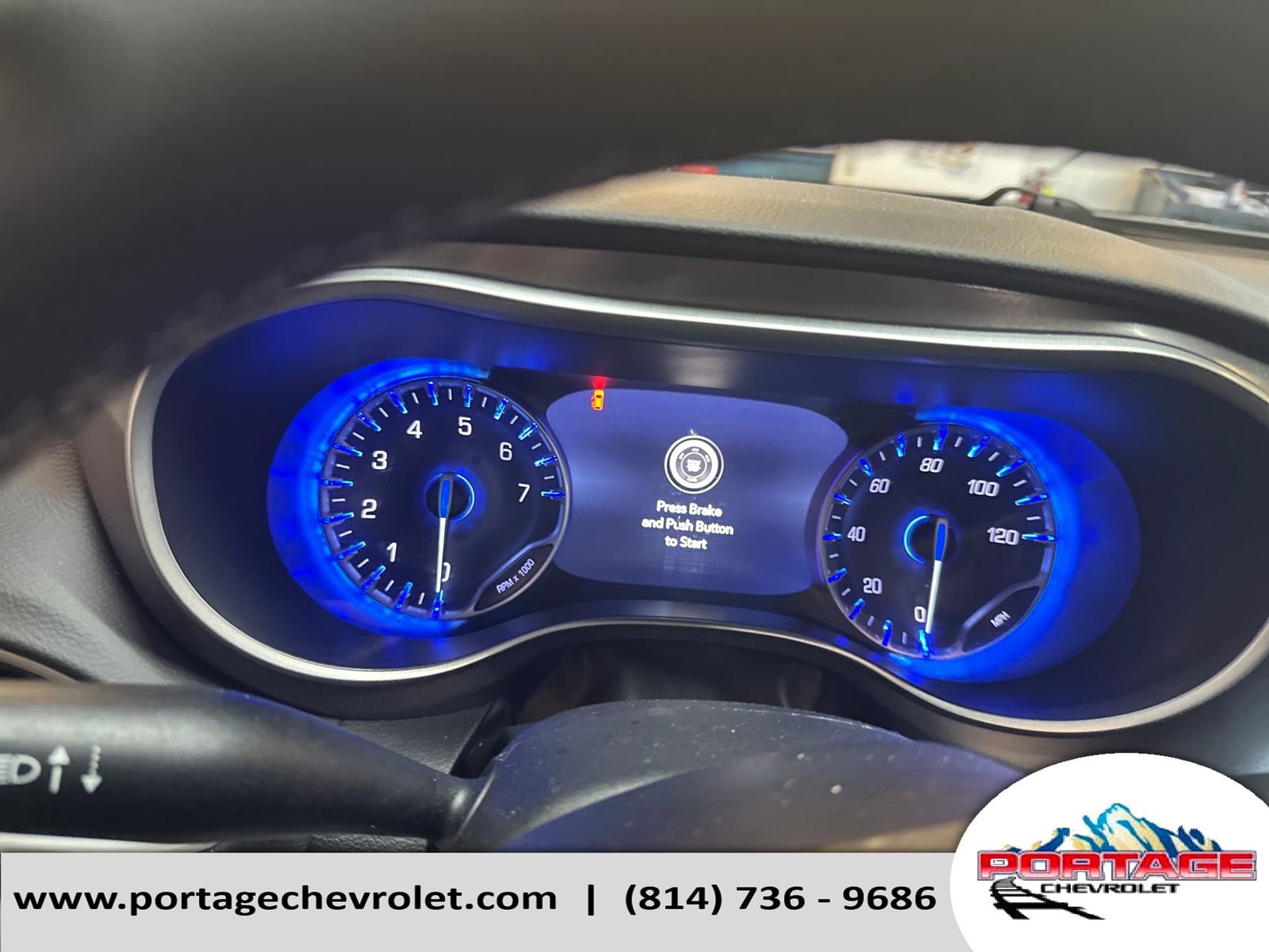 Used 2024 Chrysler Pacifica Touring-L image 17