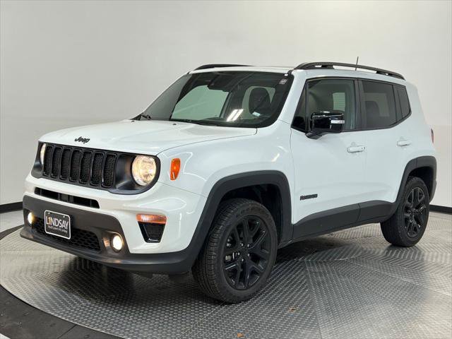 Certified 2022 Jeep Renegade Altitude w/ Sun/Sound Group image 3
