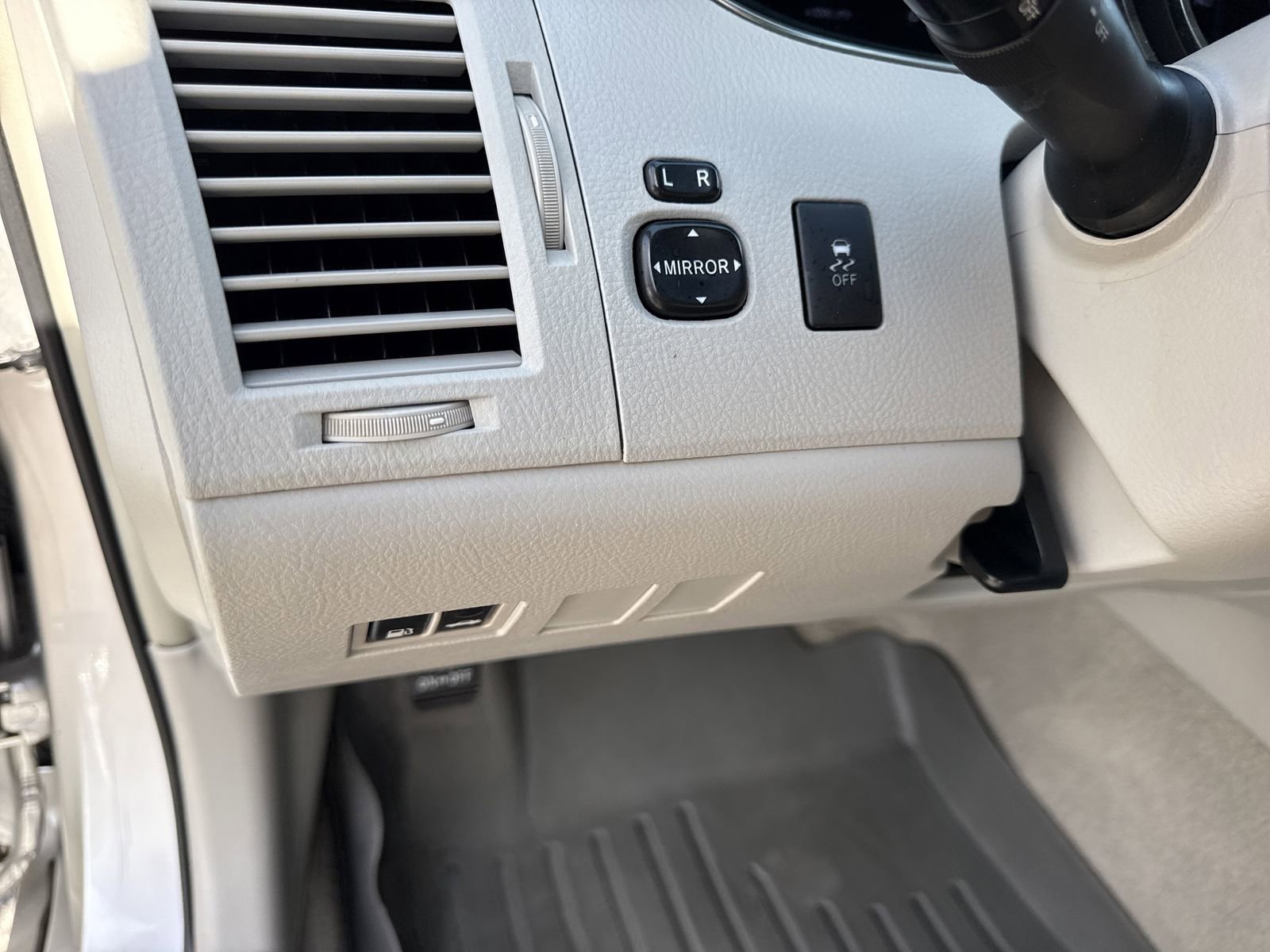 Used 2012 Toyota Avalon image 17