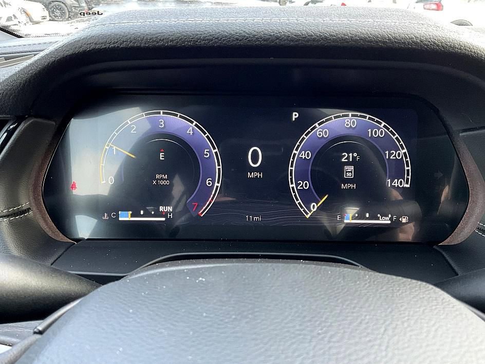 New 2026 Jeep Grand Cherokee Laredo image 18