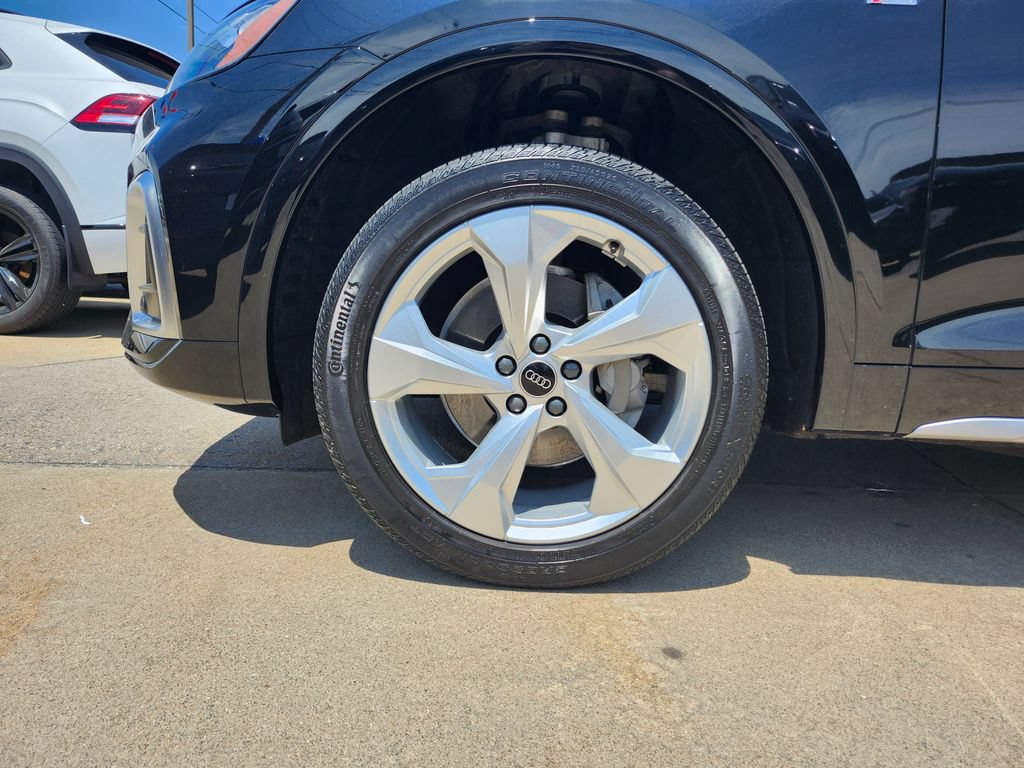 Certified 2023 Audi Q5 2.0T Premium Plus w/ Premium Plus Package AWD/4WD image 13