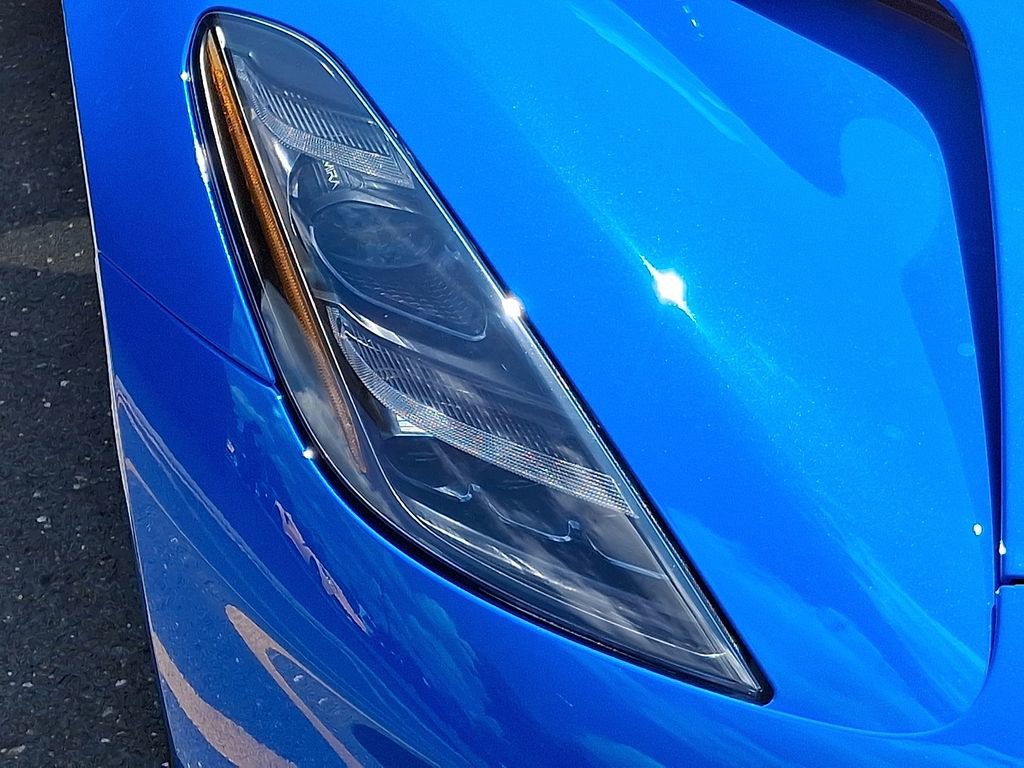 Used 2025 Lotus Emira image 9