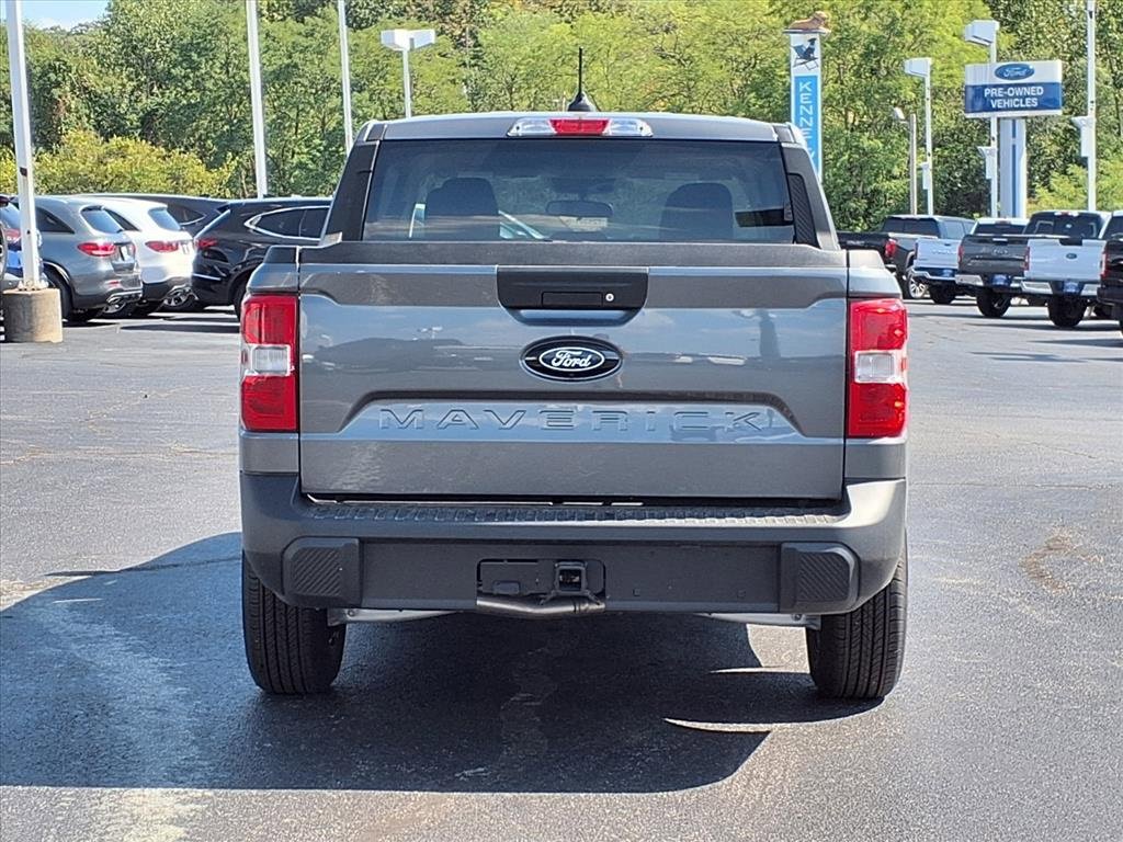 New 2025 Ford Maverick XL w/ Equipment Group 101A image 11