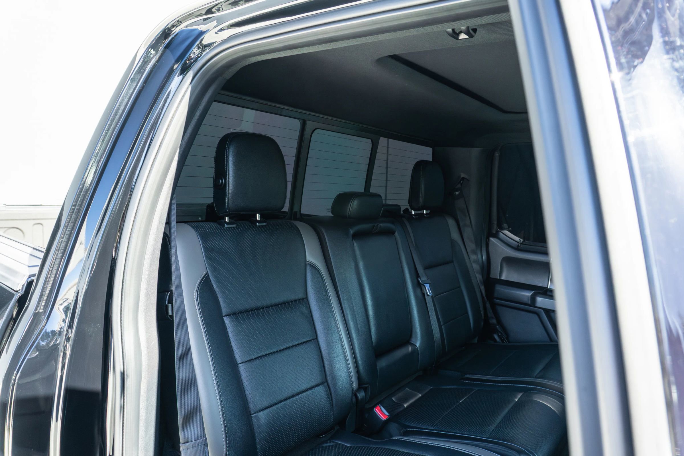 Used 2017 Ford F150 Raptor w/ Equipment Group 802A Luxury image 14