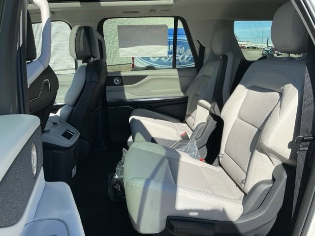 New 2026 Lincoln Navigator L Reserve image 12