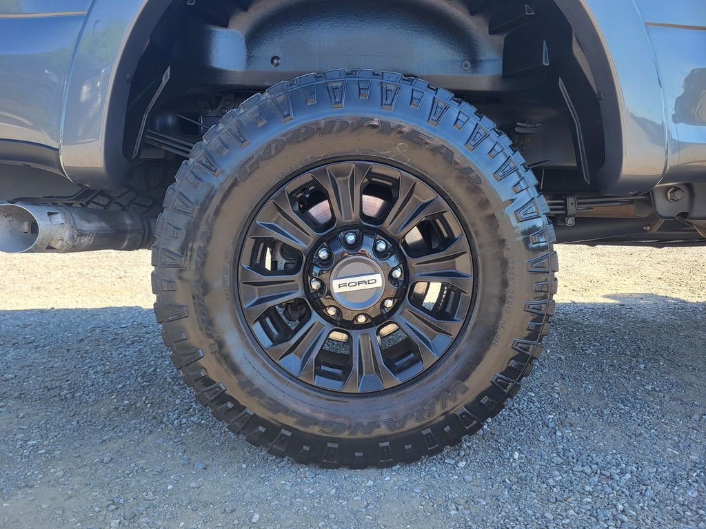 Used 2022 Ford F250 Lariat w/ Tremor Off-Road Package AWD/4WD image 21