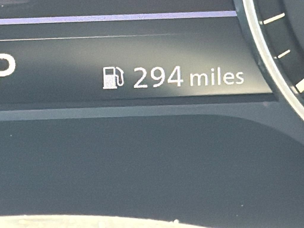 Used 2023 Nissan Rogue SL image 18