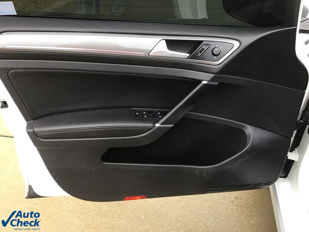 Used 2019 Volkswagen Golf Alltrack image 24