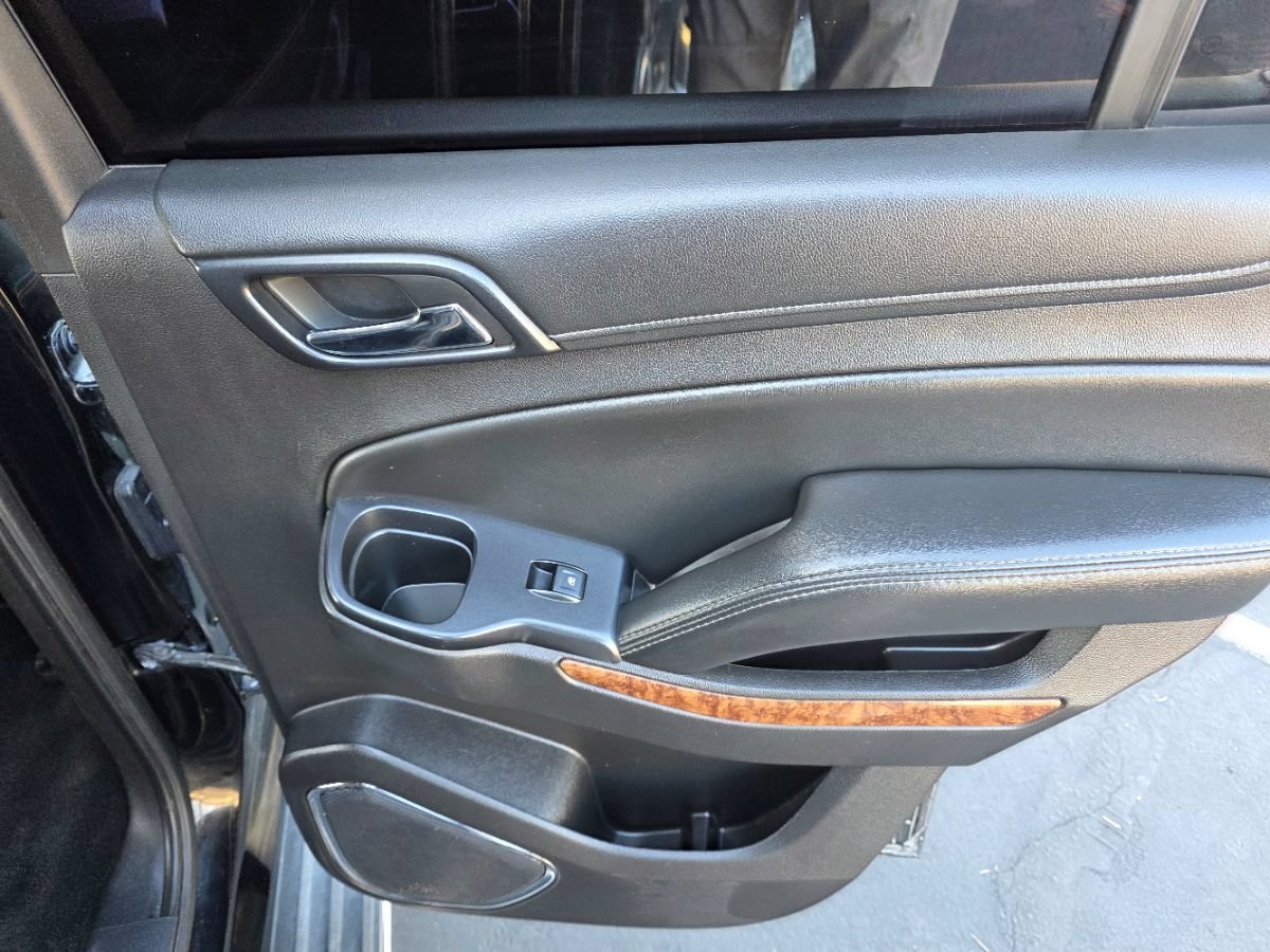 Used 2017 Chevrolet Tahoe Premier AWD/4WD image 34