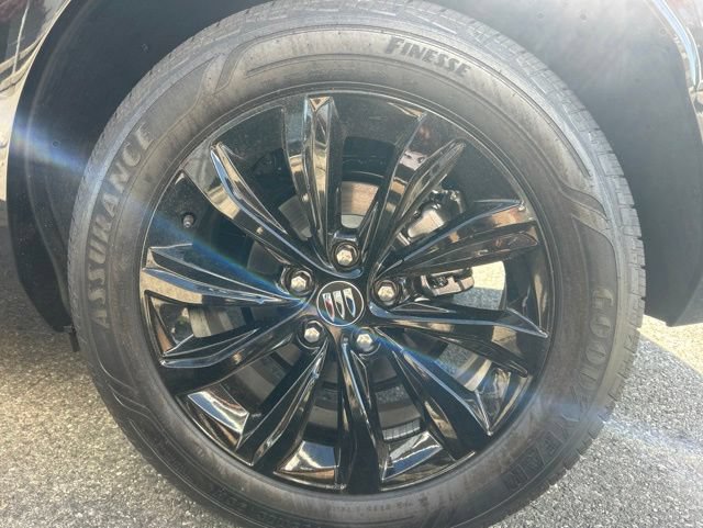 New 2026 Buick Envista Sport Touring FWD image 9