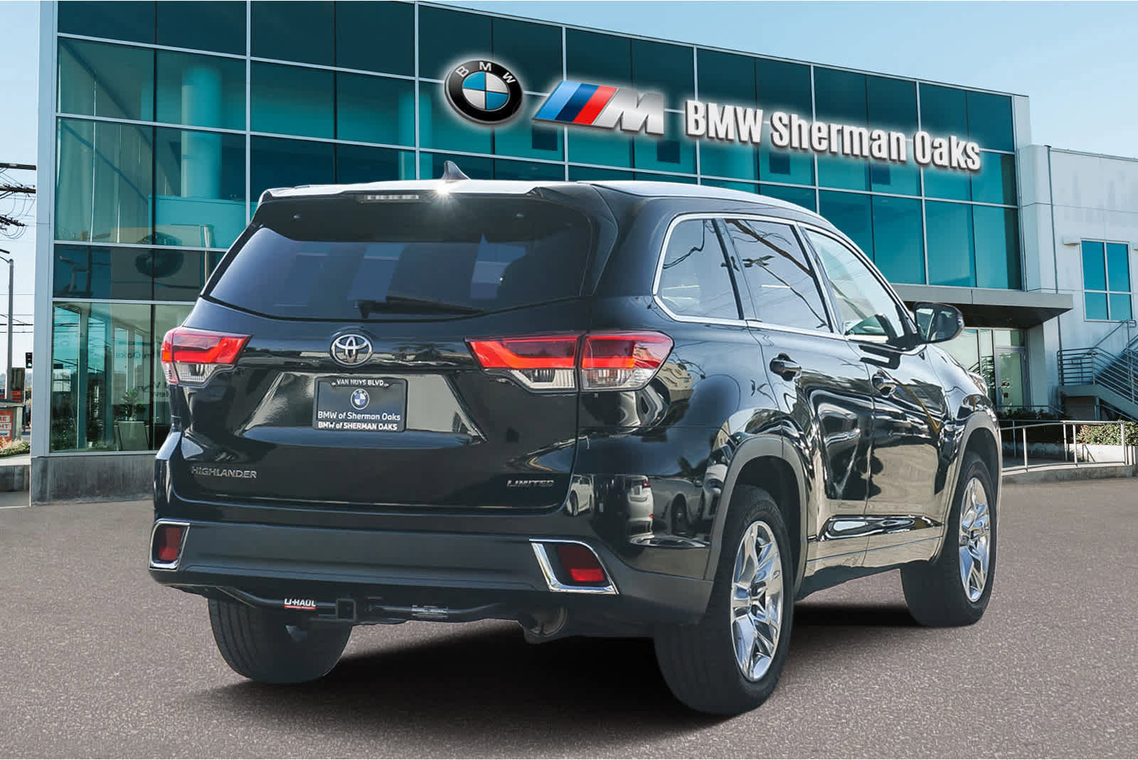 Used 2017 Toyota Highlander Limited image 4