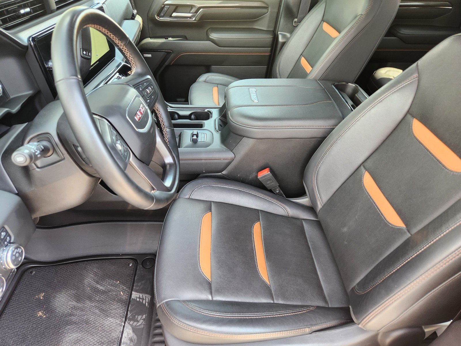 Used 2024 GMC Sierra 2500 AT4 w/ AT4 Premium Plus Package AWD/4WD image 11