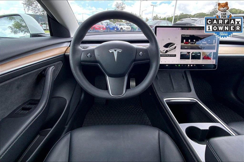 Used 2022 Tesla Model 3 Performance image 5