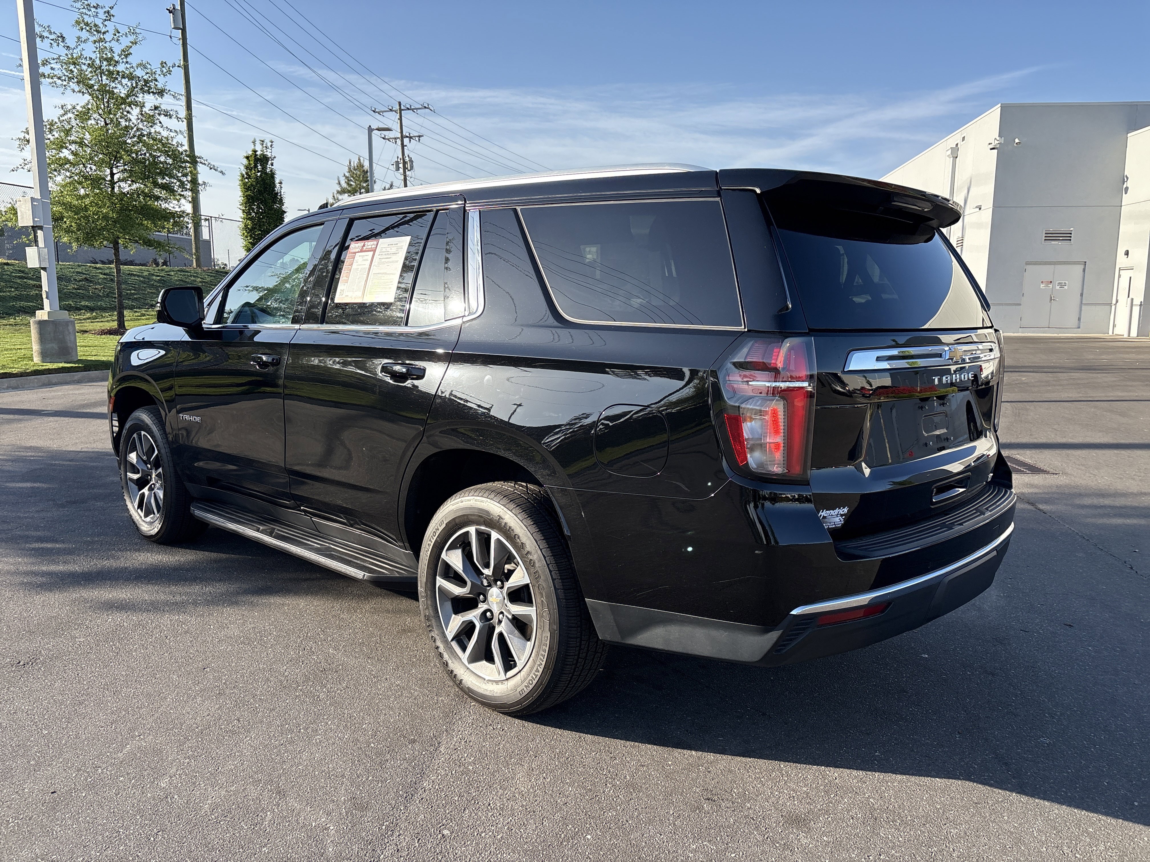Used 2022 Chevrolet Tahoe LT w/ Luxury Package image 7