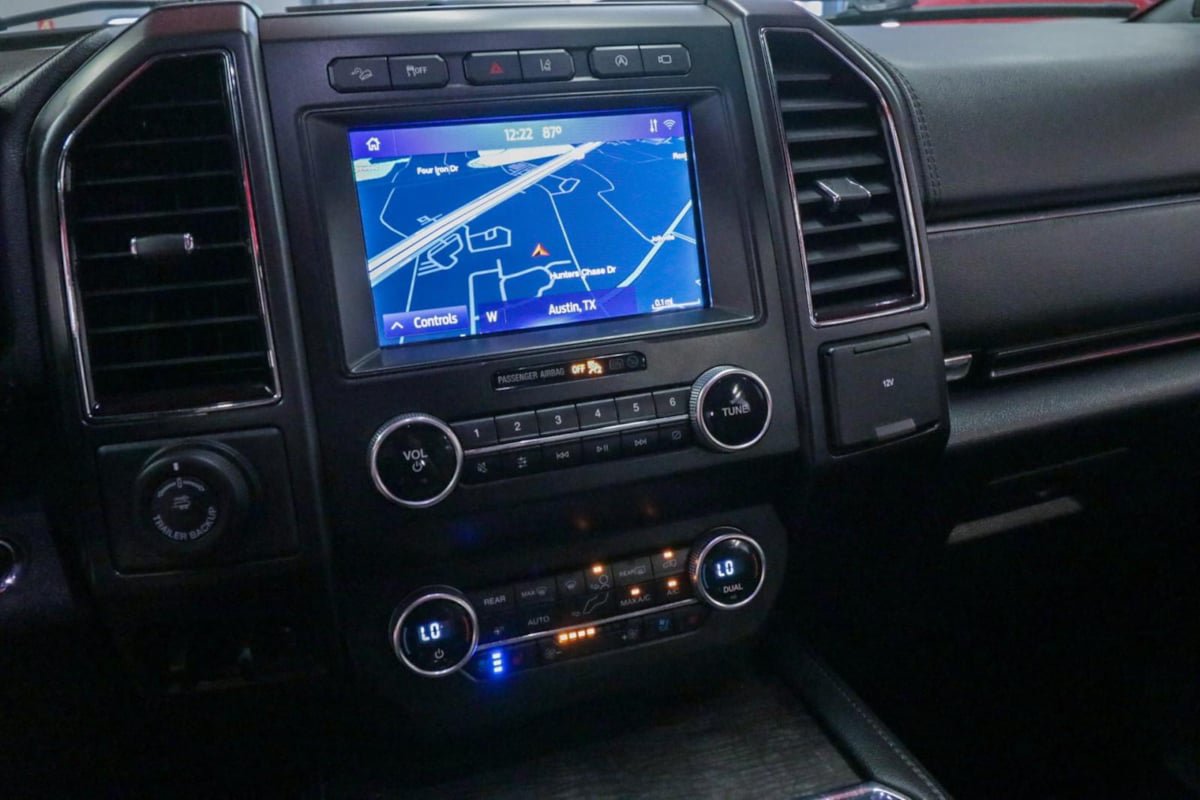 Used 2021 Ford Expedition Max Limited AWD/4WD image 17