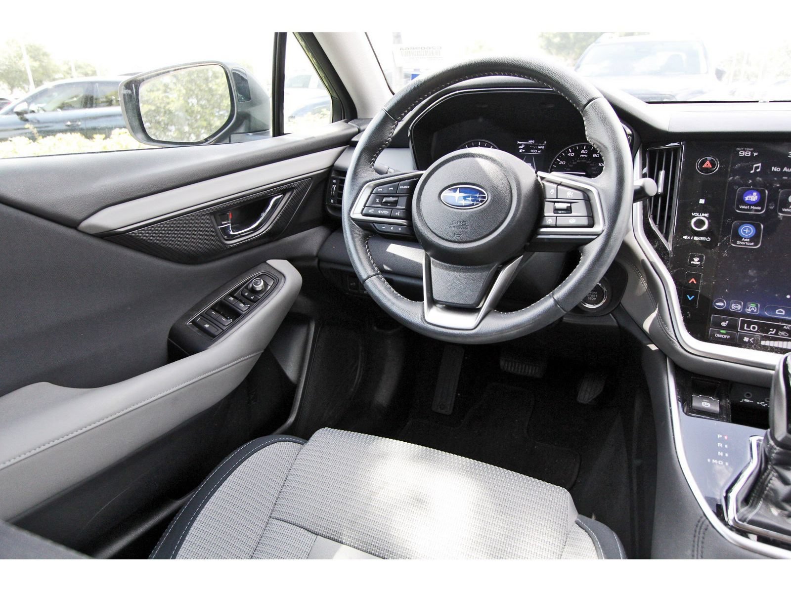 Used 2024 Subaru Outback Premium AWD/4WD image 8