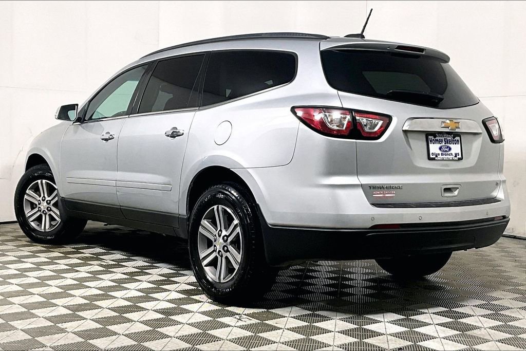 Used 2017 Chevrolet Traverse LT image 11