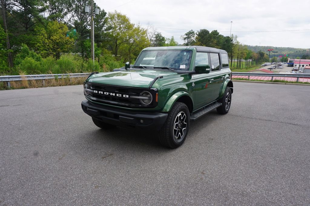 Used 2024 Ford Bronco Outer Banks image 23
