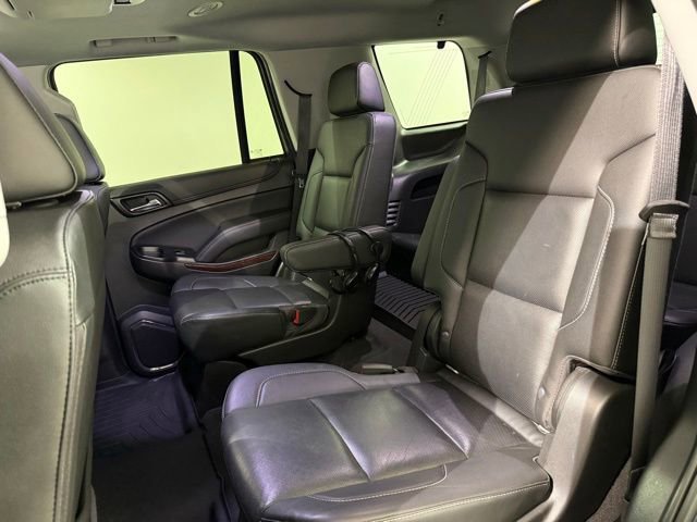 Used 2019 GMC Yukon SLT w/ Graphite Performance Edition AWD/4WD image 28