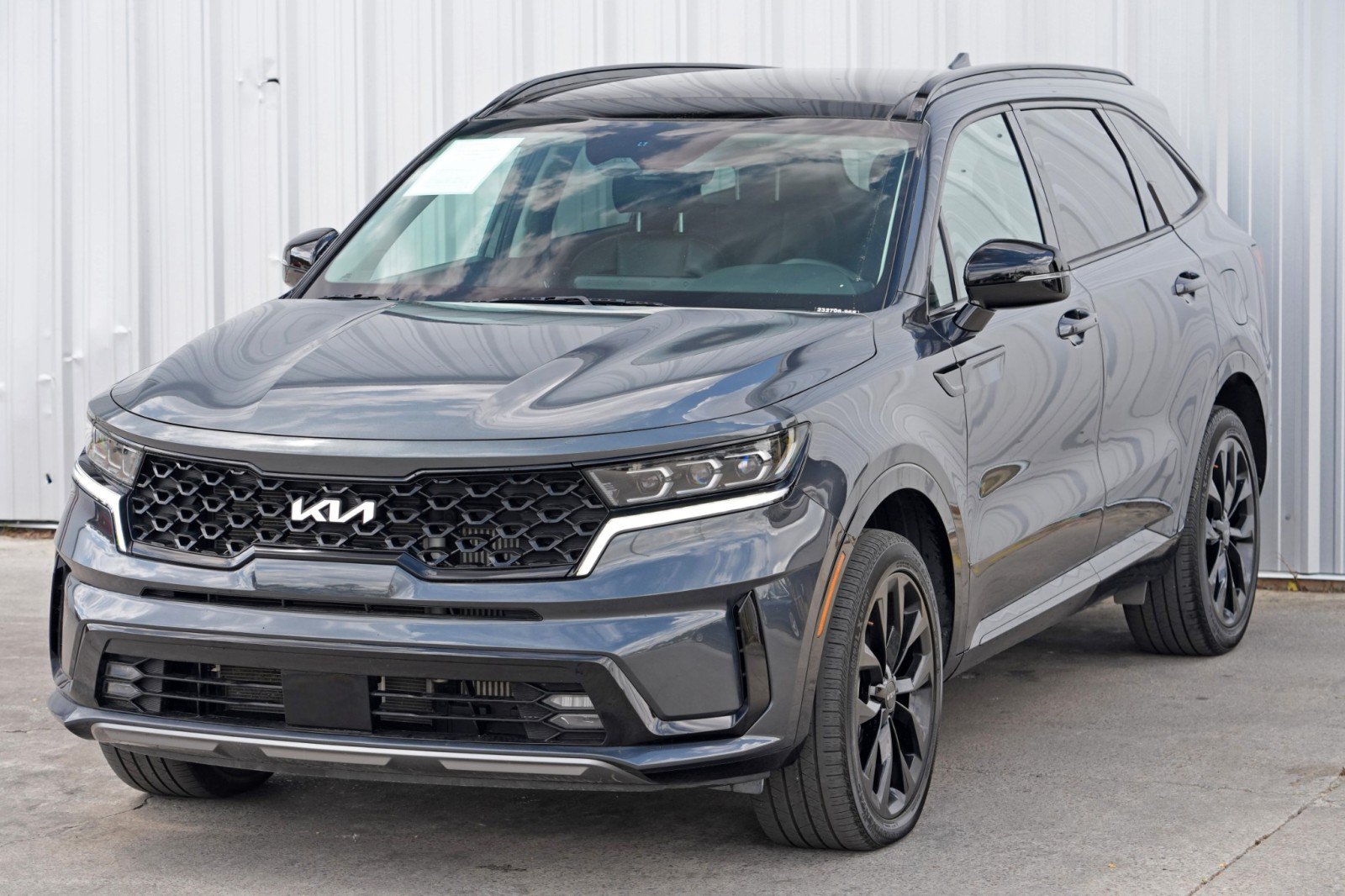 Used 2023 Kia Sorento SX AWD/4WD image 46