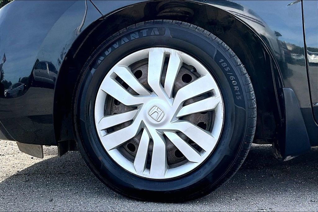 Used 2015 Honda Fit LX image 33