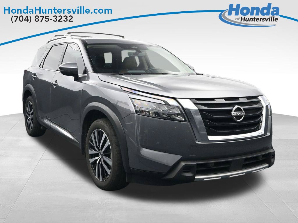 Used 2025 Nissan Pathfinder Platinum AWD/4WD image 6